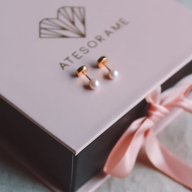 Aros Abridores Perla Cultivada 4mm Oro 18K