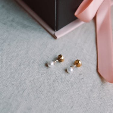 Aros Abridores Perla Cultivada 4mm Oro 18K